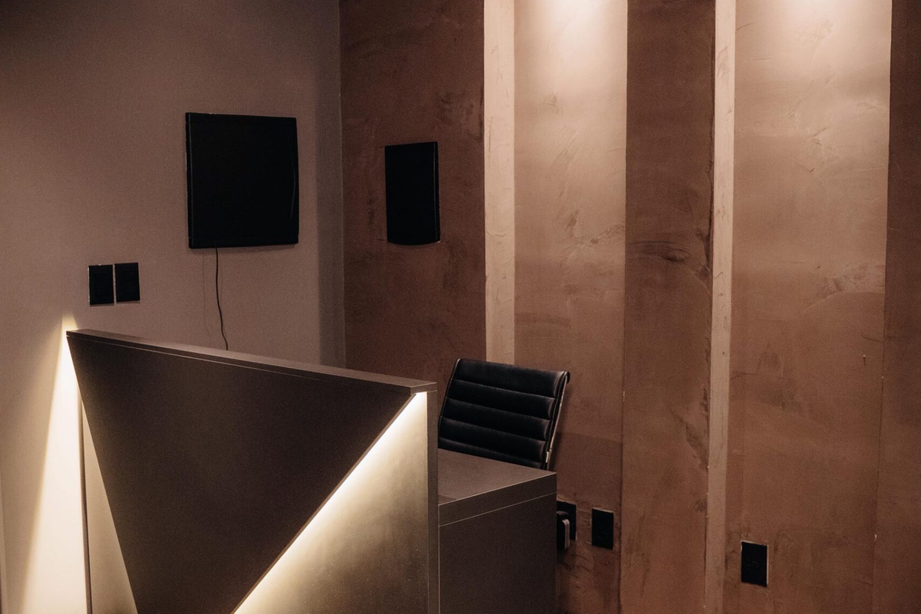 4a7ea25b-62a9-4653-a34c-035d6a927921